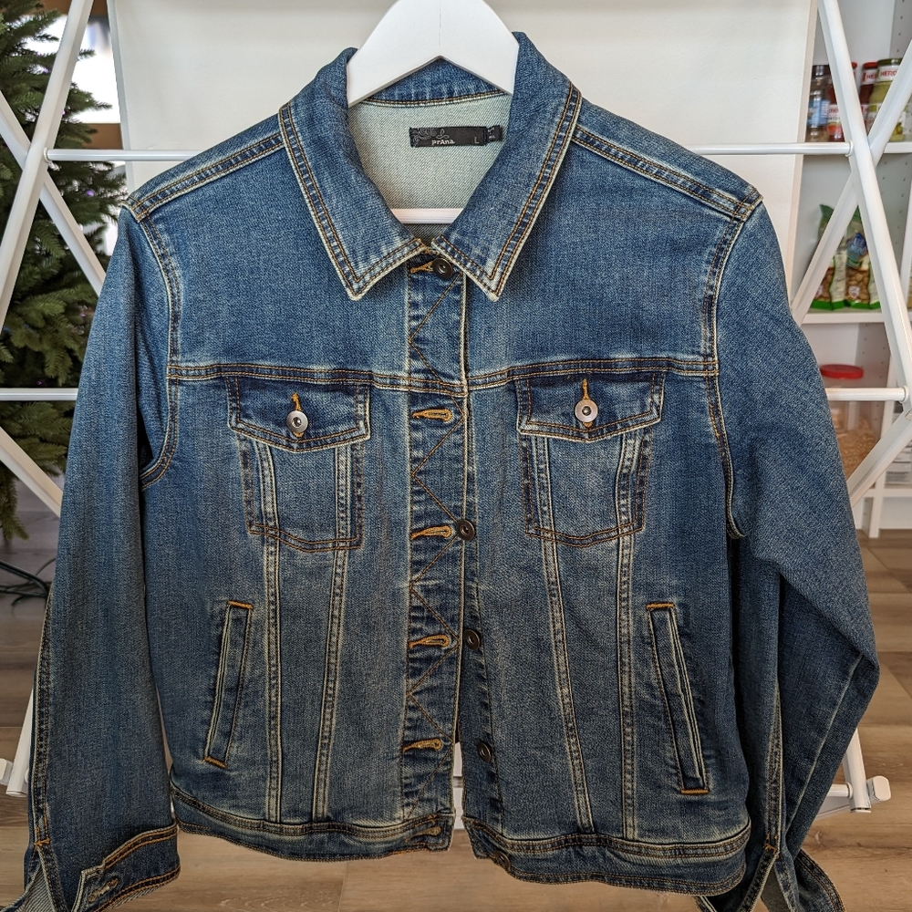 Denim jacket